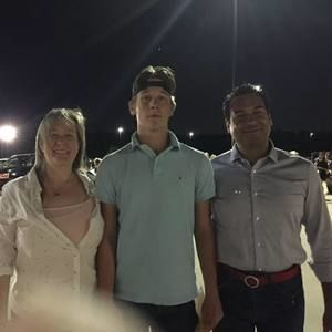 Meet your Posher, Chrissy